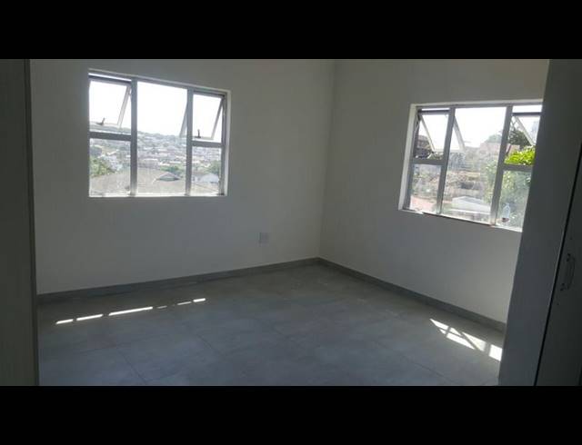 3 BEDROOM PROPERTY TO RENT IN OVERPORT